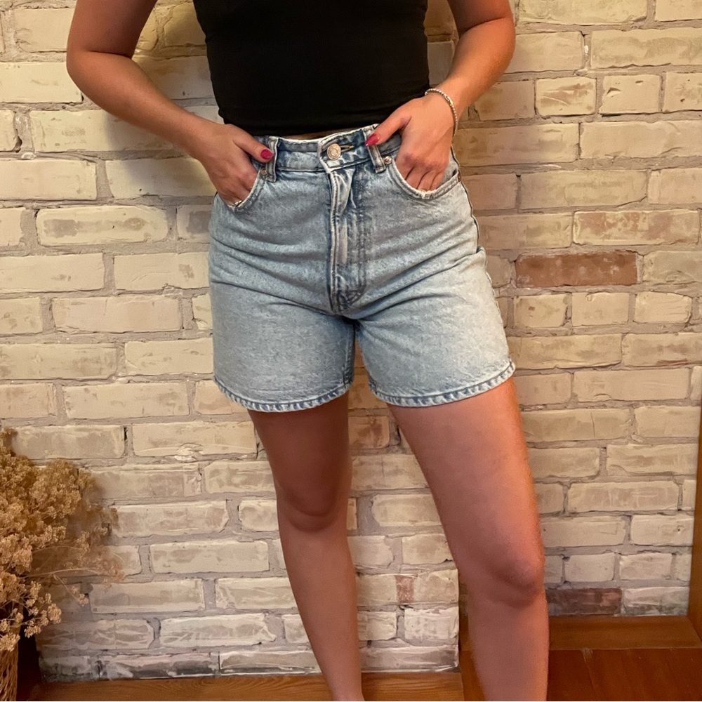 ZARA Shorts Size 4